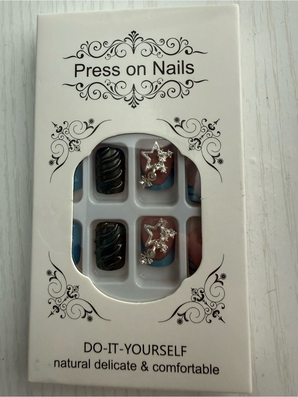 Press on Nails DIY Set - Blue & Black Accent Nails